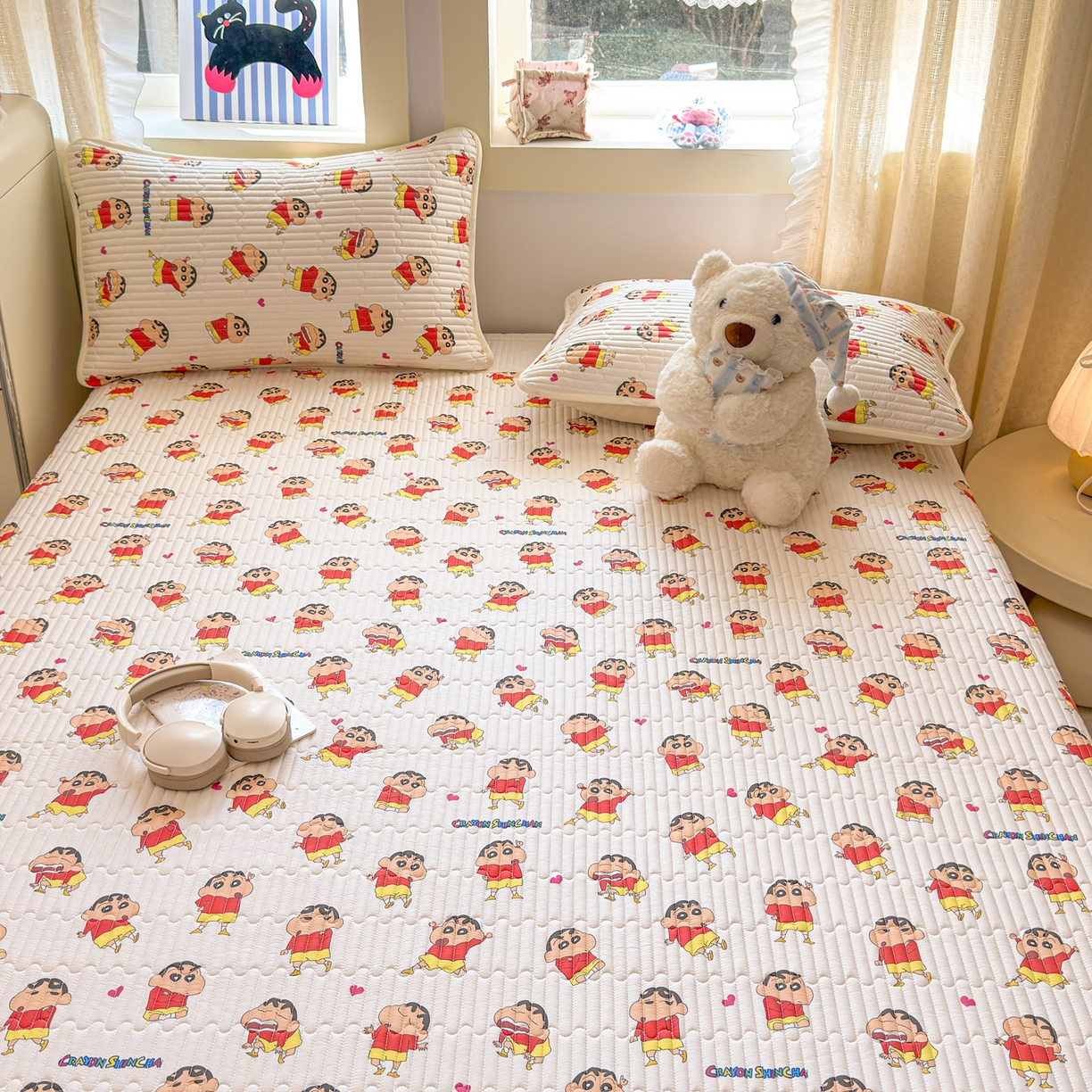 91家纺网 家纺一手货源 找家纺 雅萱家纺 2026新款A面全棉卡通印花蜡笔小新单床盖床盖单件床盖三件套 多变小新