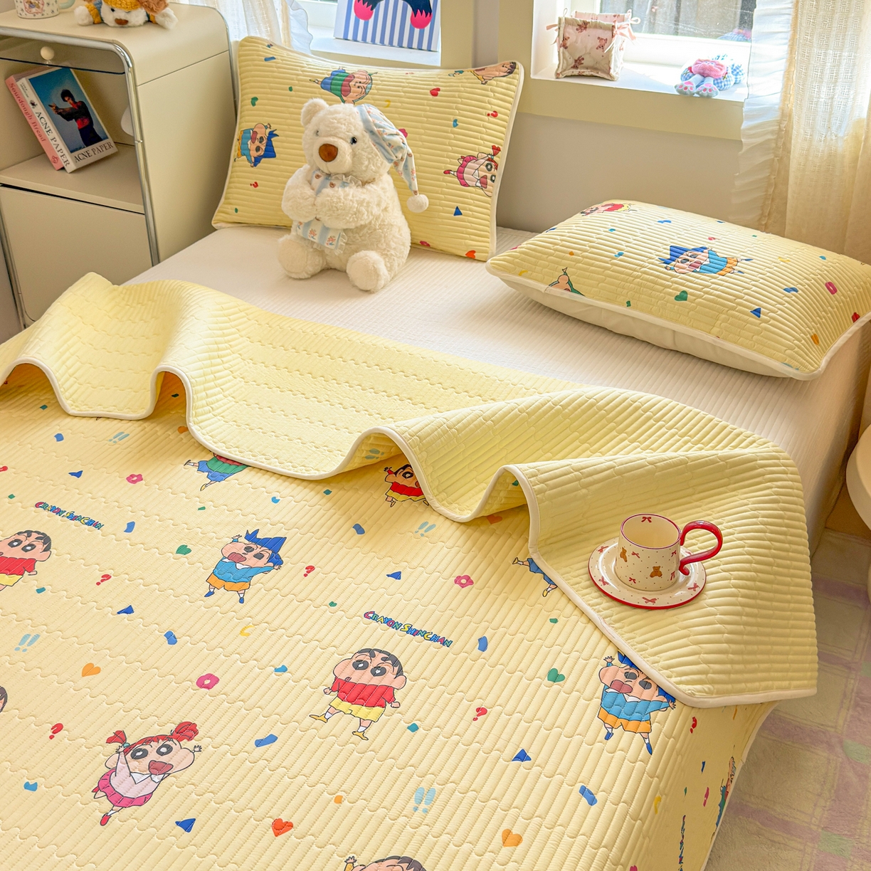 91家纺网 家纺一手货源 找家纺 雅萱家纺 2026新款A面全棉卡通印花蜡笔小新单床盖床盖单件床盖三件套 星仔生活