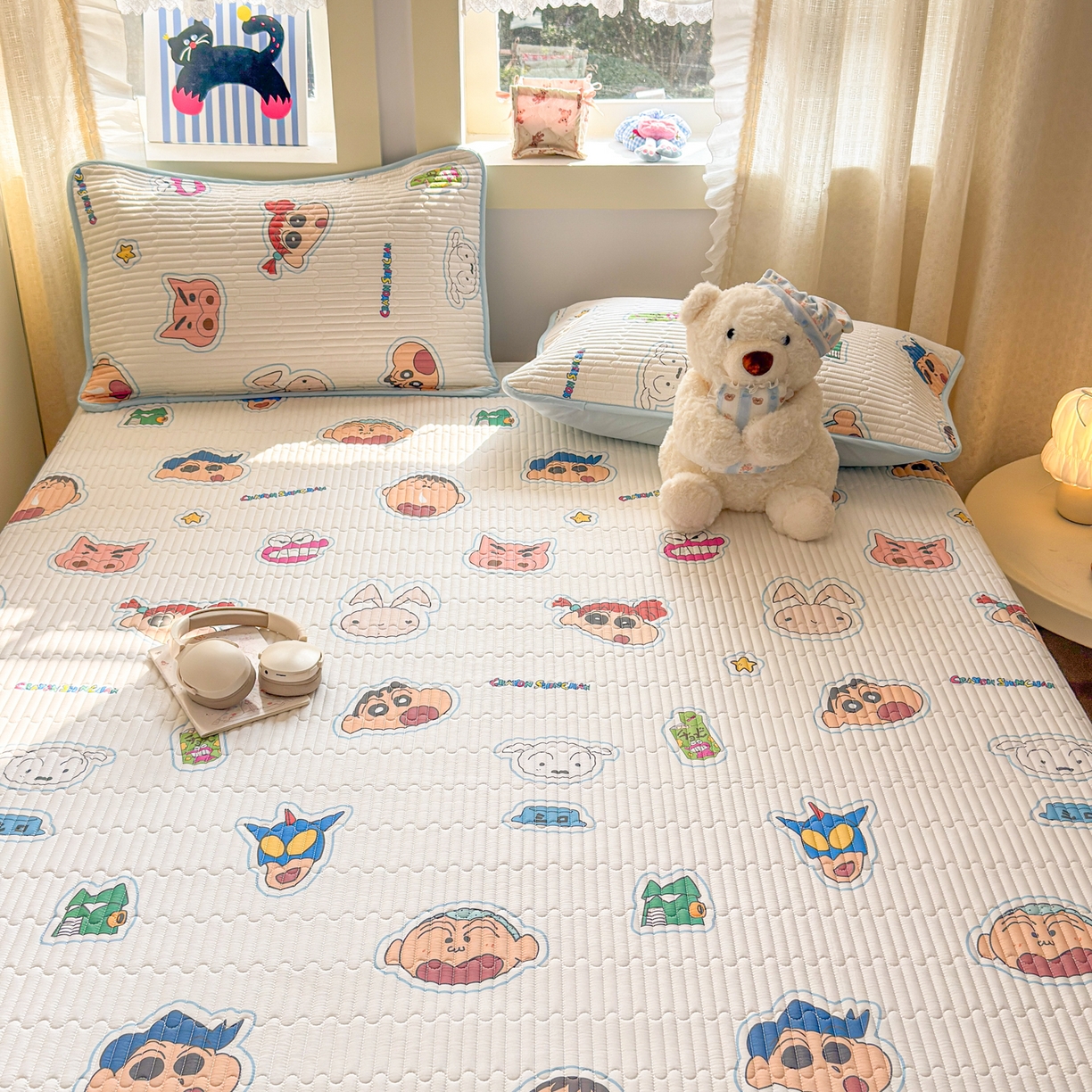 91家纺网 家纺一手货源 找家纺 雅萱家纺 2026新款A面全棉卡通印花蜡笔小新单床盖床盖单件床盖三件套 小新的朋友