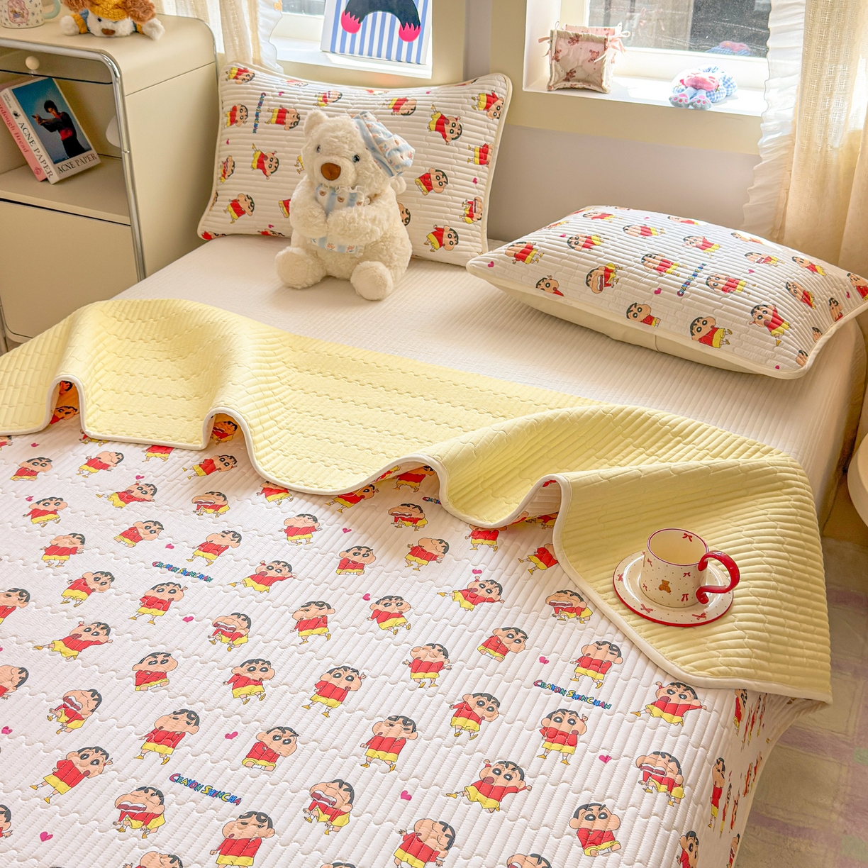 91家纺网 家纺一手货源 找家纺 雅萱家纺 2026新款A面全棉卡通印花蜡笔小新单床盖床盖单件床盖三件套 多变小新