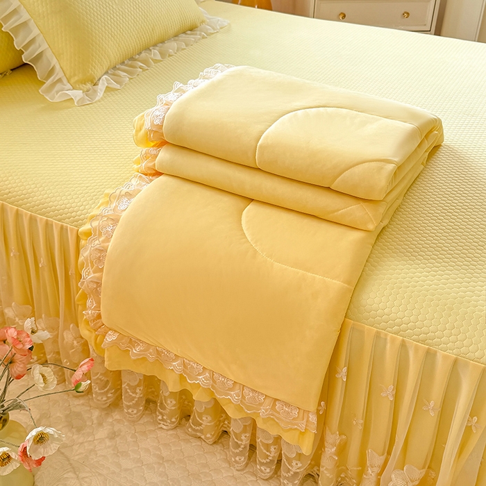 91家纺网 家纺一手货源 找家纺 后庭寝室 2026新款豆豆席乳胶凉席夏被四件套-盛世花开系列 盛世花开-嫩黄