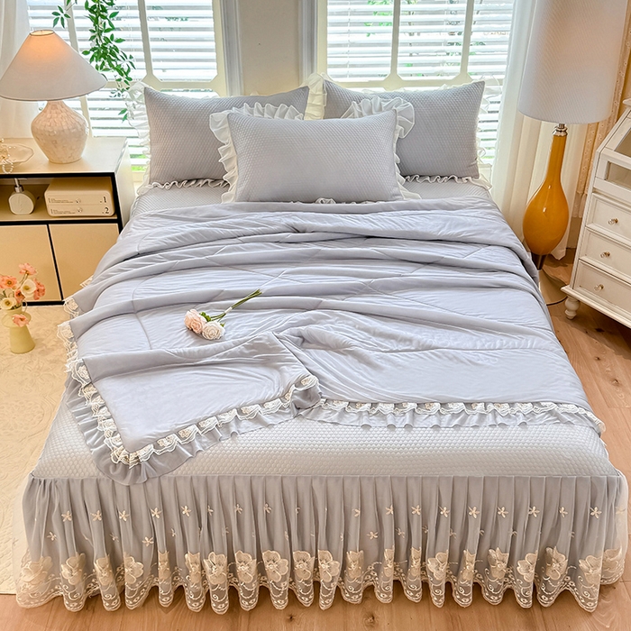 91家纺网 家纺一手货源 找家纺 后庭寝室 2026新款豆豆席乳胶凉席夏被四件套-盛世花开系列 盛世花开-浅灰