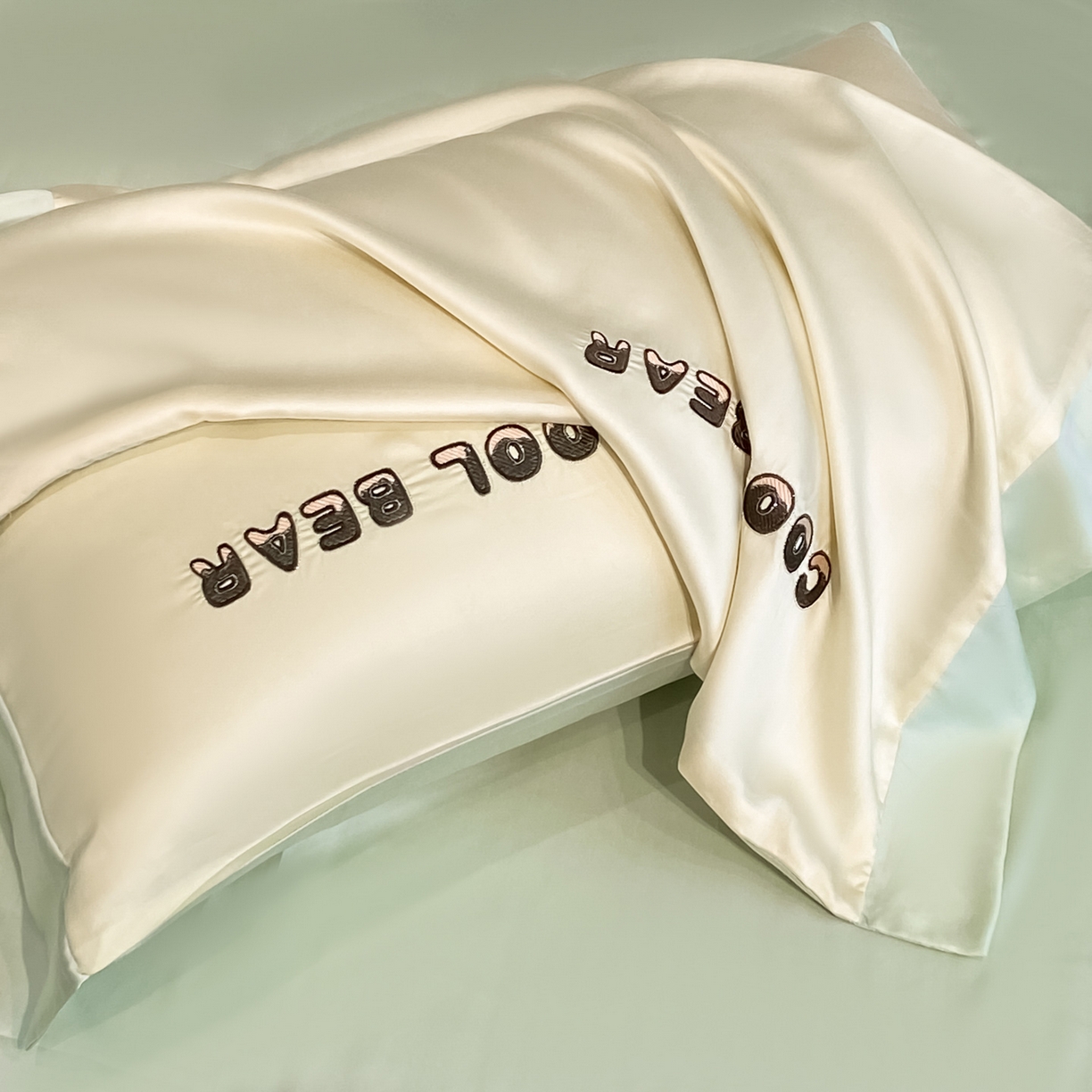 91家纺网 家纺一手货源 找家纺 （总）云棉坊 2026新款水洗真丝冰丝夏被刺绣款-宽边系列