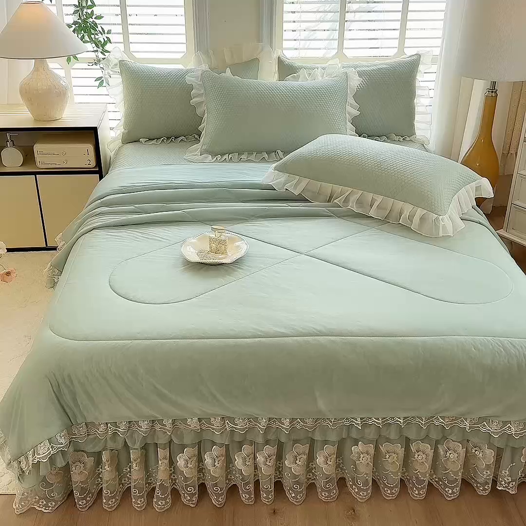91家纺网 家纺一手货源 找家纺 后庭寝室 2026新款豆豆席乳胶凉席夏被四件套-盛世花开系列 盛世花开-水绿