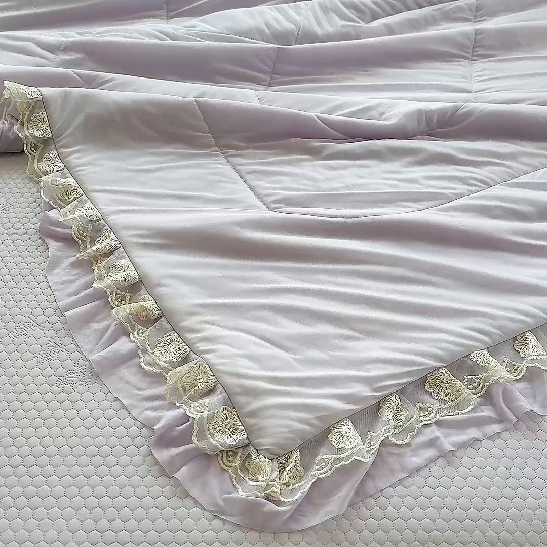 91家纺网 家纺一手货源 找家纺 后庭寝室 2026新款豆豆席乳胶凉席夏被四件套-盛世花开系列 盛世花开-浅紫