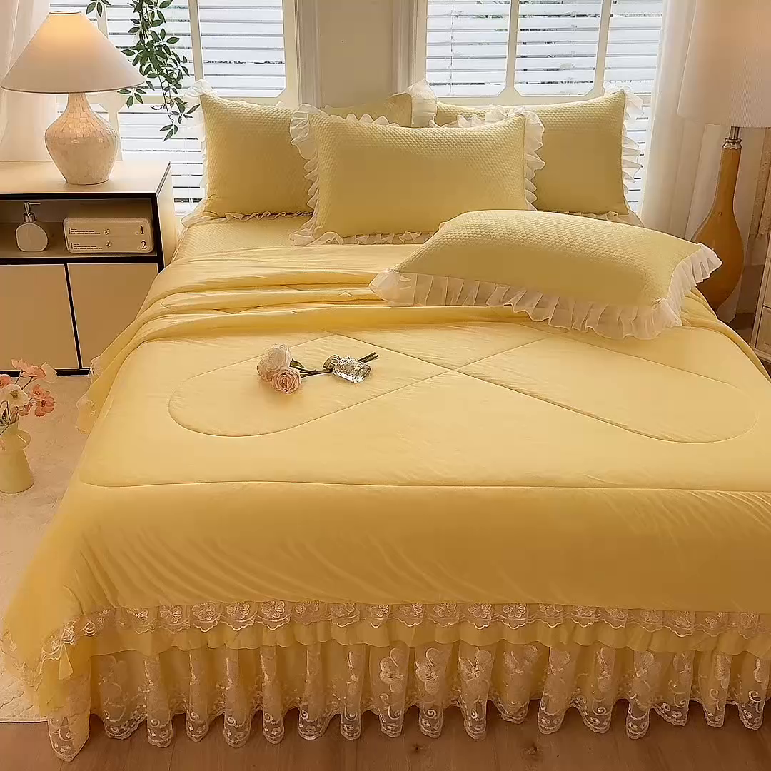 91家纺网 家纺一手货源 找家纺 后庭寝室 2026新款豆豆席乳胶凉席夏被四件套-盛世花开系列 盛世花开-嫩黄