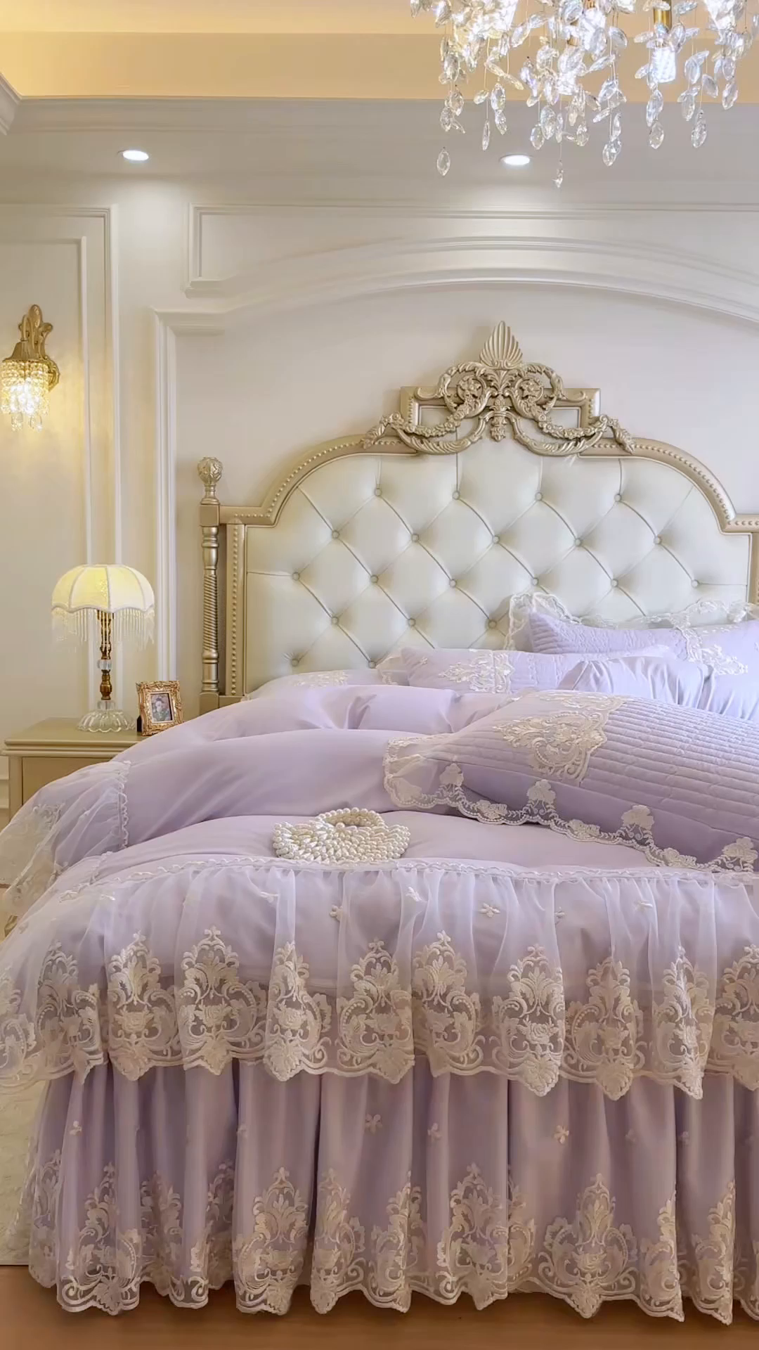 91家纺网 家纺一手货源 找家纺 恋尚 2026新款提花蕾丝夹棉床裙四件套-安妮梦【控价床裙135起 床裙三件170起 四件270起】 安妮梦-香芋紫