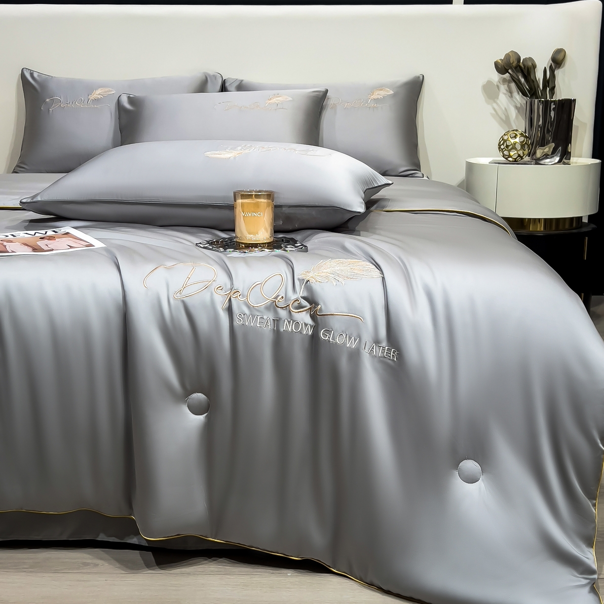 91家纺网 家纺一手货源 找家纺 （总）乐窝家纺仓储 2026新款滚边水洗真丝水洗天丝冰丝刺绣夏被四件套-羽毛系列