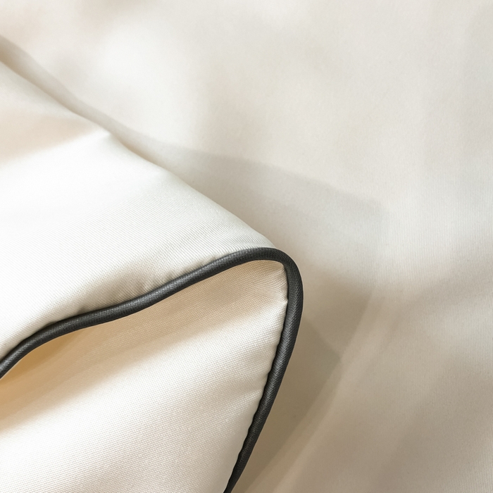 91家纺网 家纺一手货源 找家纺 乐窝家纺仓储 2026新款滚边水洗真丝水洗天丝冰丝刺绣夏被四件套-羽毛系列 梦羽-贵族白