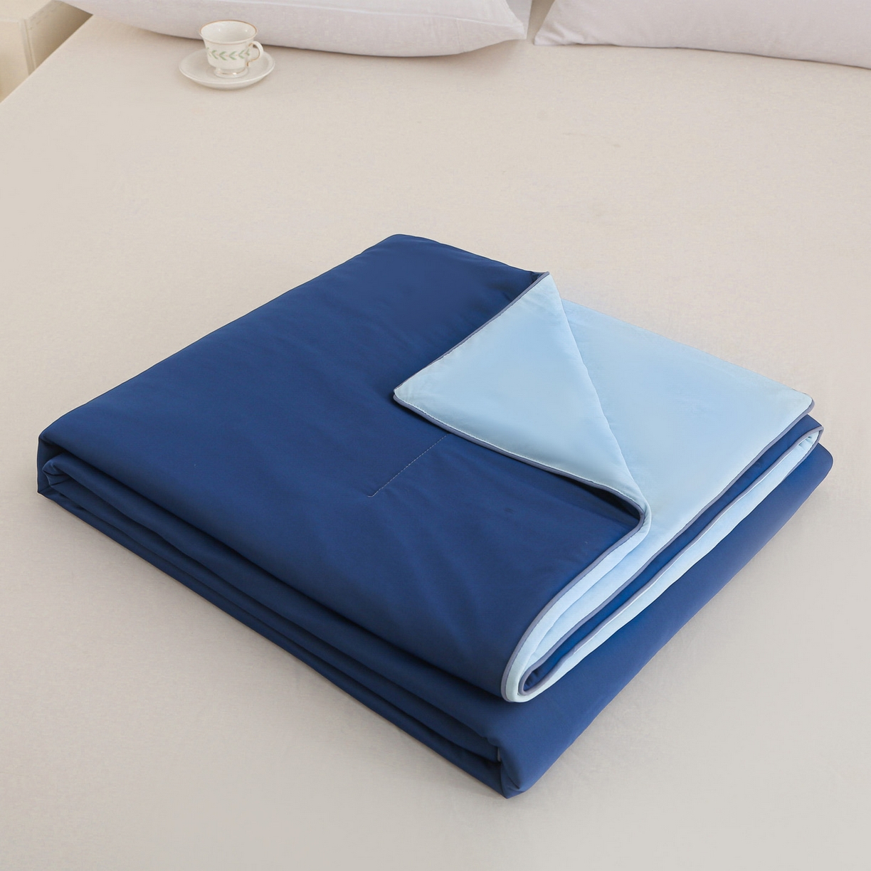 91家纺网 家纺一手货源 找家纺 天之悦家纺 2026新款A类冰淇淋冰皮小凉被夏被夏凉被空调被 深蓝+天蓝