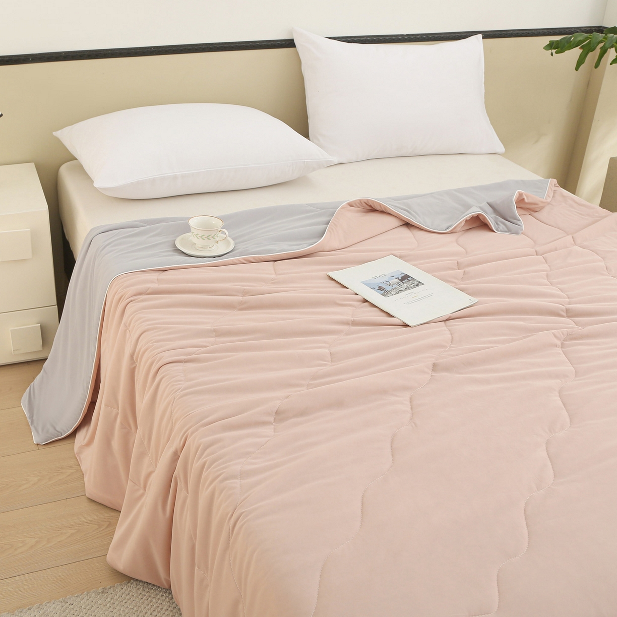 91家纺网 家纺一手货源 找家纺 天之悦家纺 2026新款A类冰淇淋冰皮小凉被夏被夏凉被空调被 玉色+灰色