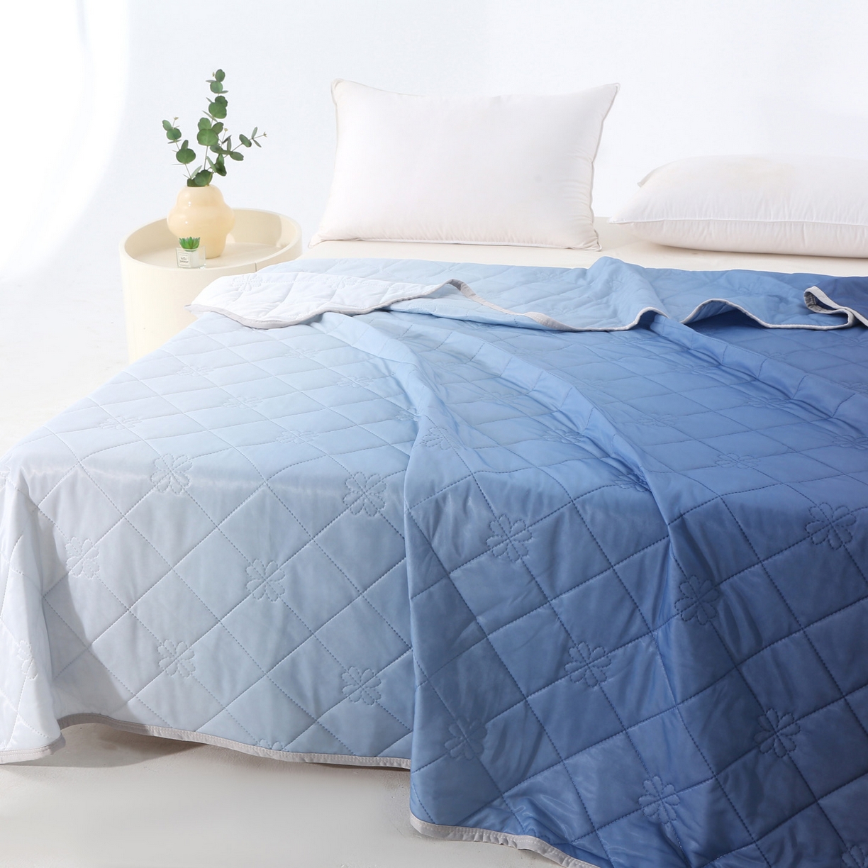 91家纺网 家纺一手货源 找家纺 （总）天之悦家纺 2026新款夏季爆款涤氨凉感丝夏被夏凉被空调被子被芯