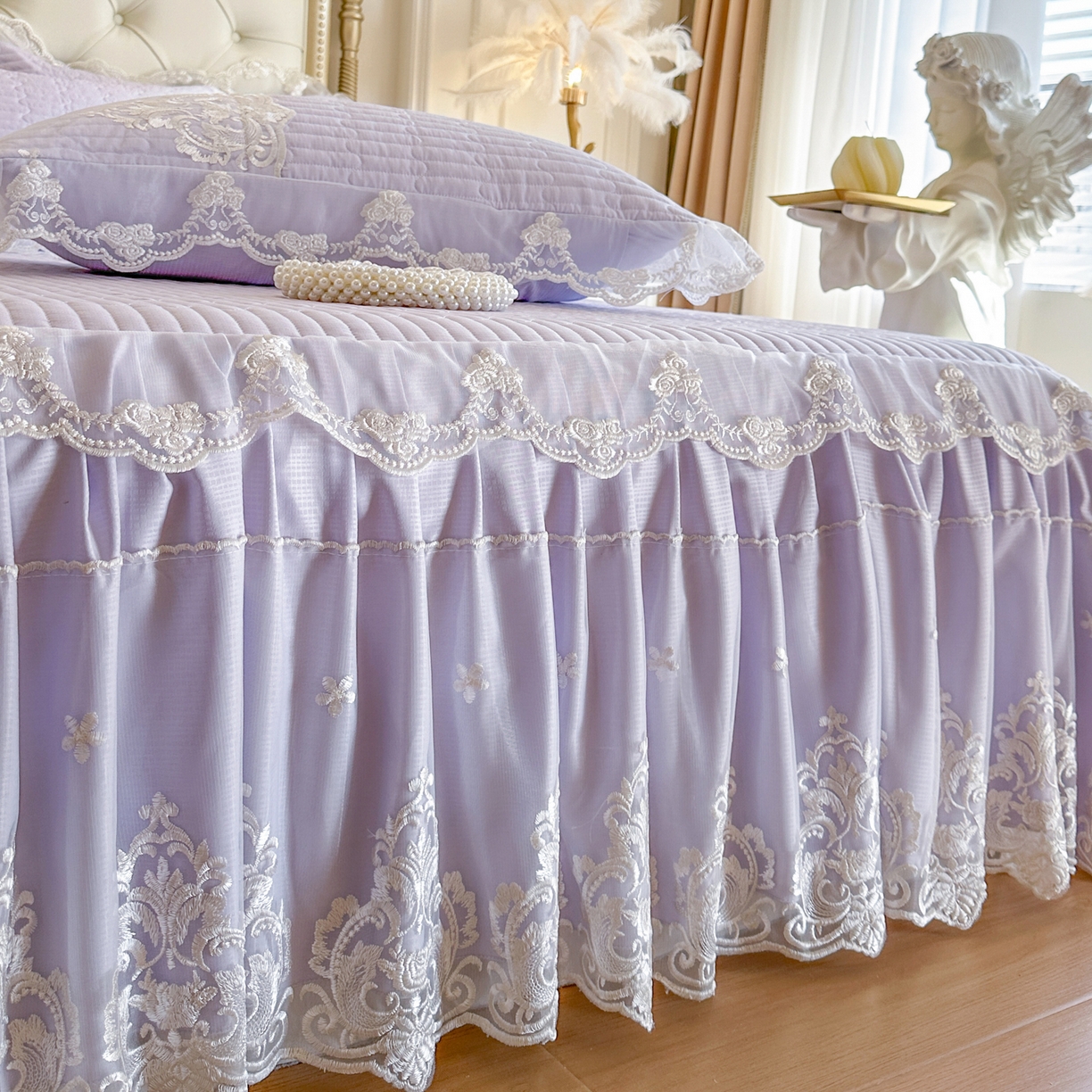 91家纺网 家纺一手货源 找家纺 （总）恋尚 2026新款提花蕾丝夹棉单床裙单被套-安妮梦【控价床裙135起 床裙三件170起 四件270起】