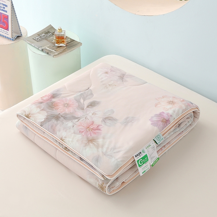 91家纺网 家纺一手货源 找家纺 天之悦家纺 2026新款夏被大版数码云母冰丝夏凉被空调被 尔雅玉