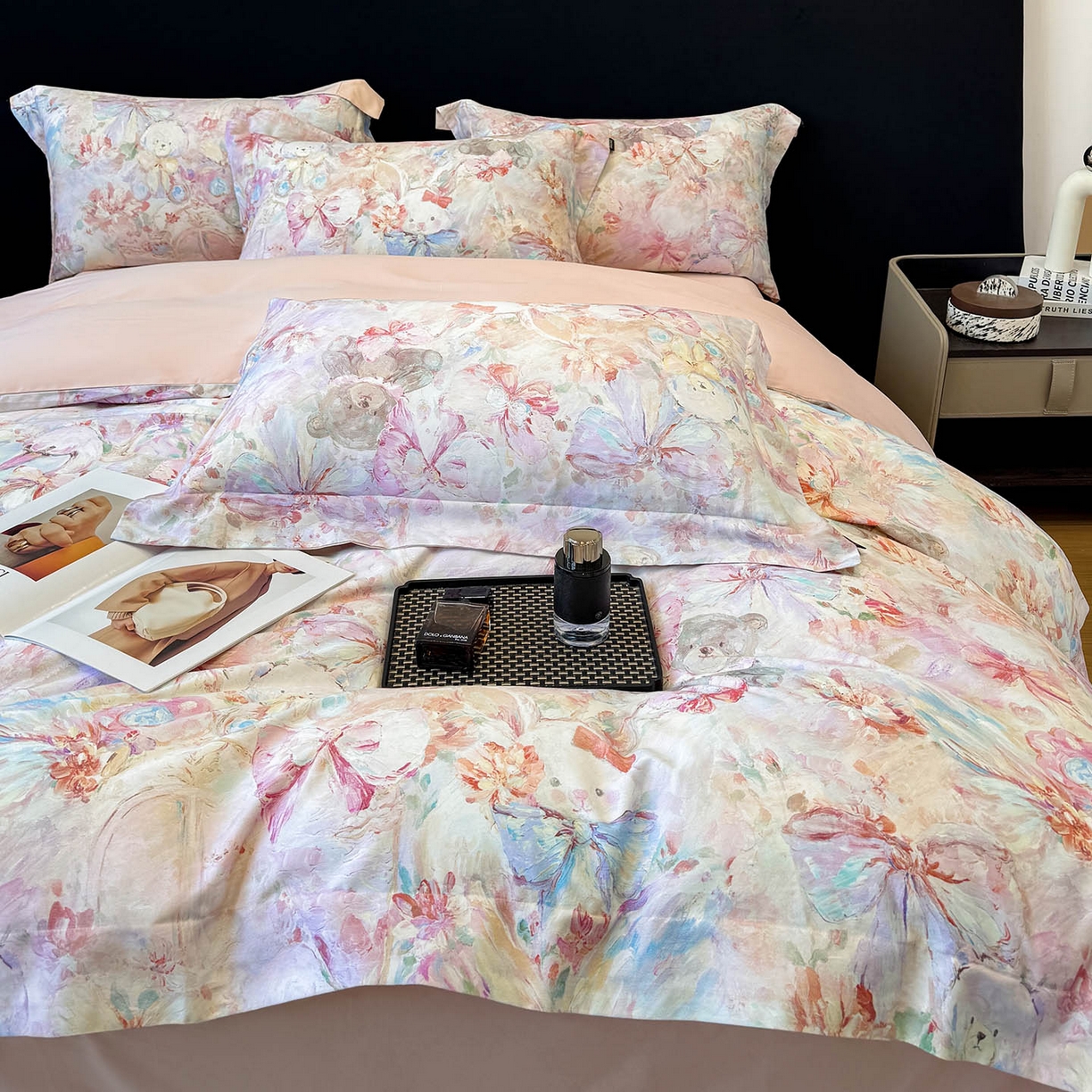 91家纺网 家纺一手货源 找家纺 2026新款A类100支长绒棉纯棉四件套全棉数码印花被套床单床笠田园风床上用品 黛梦-粉