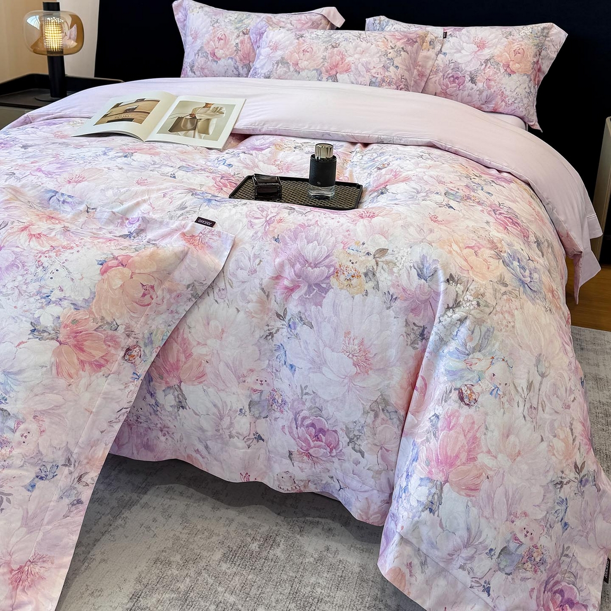 91家纺网 家纺一手货源 找家纺 2026新款A类100支长绒棉纯棉四件套全棉数码印花被套床单床笠田园风床上用品 忆梦-紫