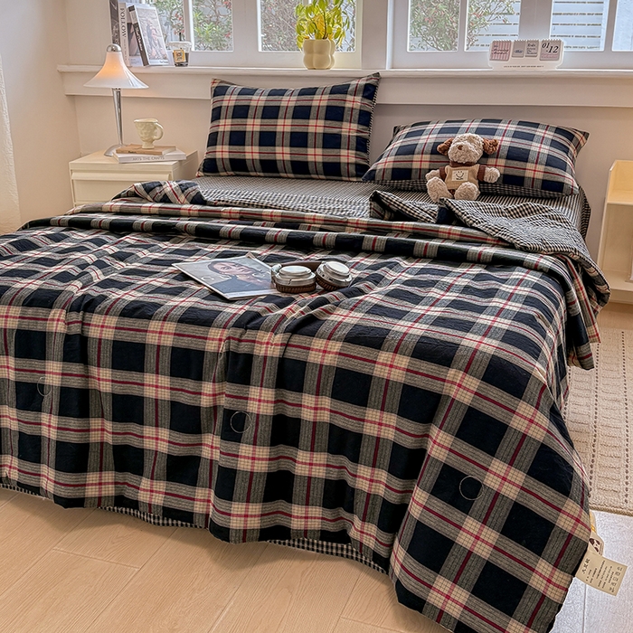 91家纺网 家纺一手货源 找家纺 梦依依 2026新款全棉色织水洗棉大豆被四件套系列 木槿黑