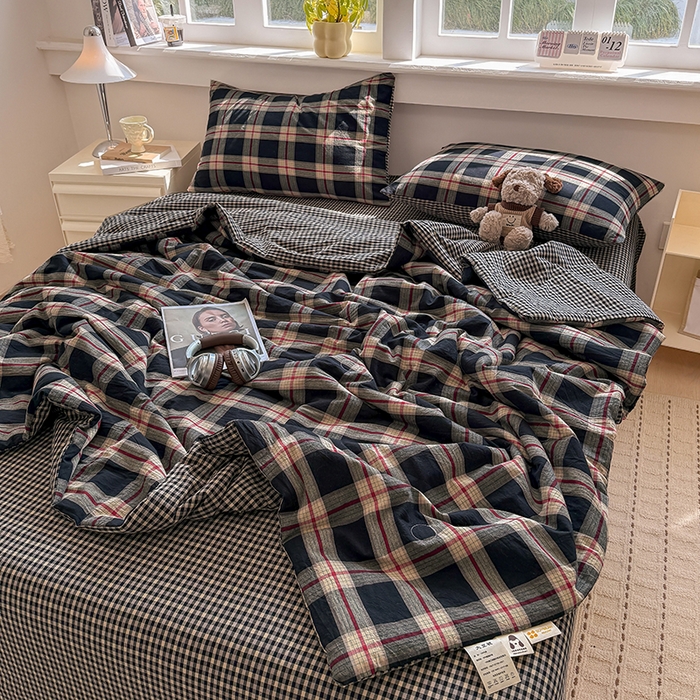 91家纺网 家纺一手货源 找家纺 梦依依 2026新款全棉色织水洗棉大豆被四件套系列 木槿黑