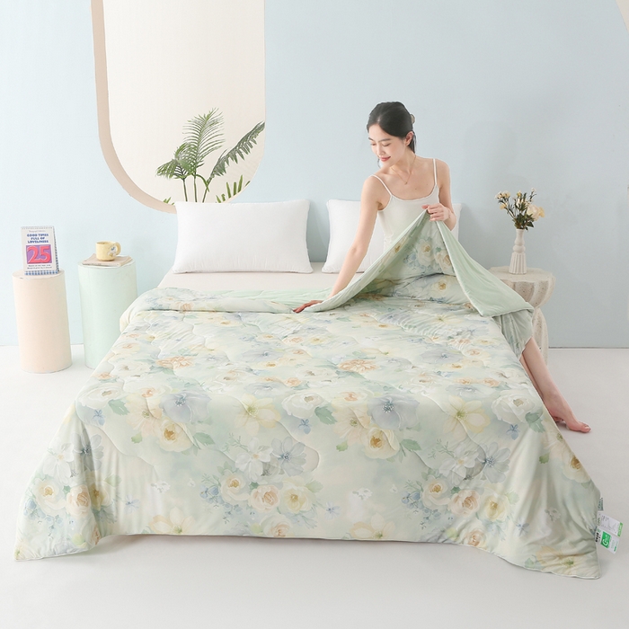 91家纺网 家纺一手货源 找家纺 天之悦家纺 2026新款夏被大版数码云母冰丝夏凉被空调被 曼迪绿