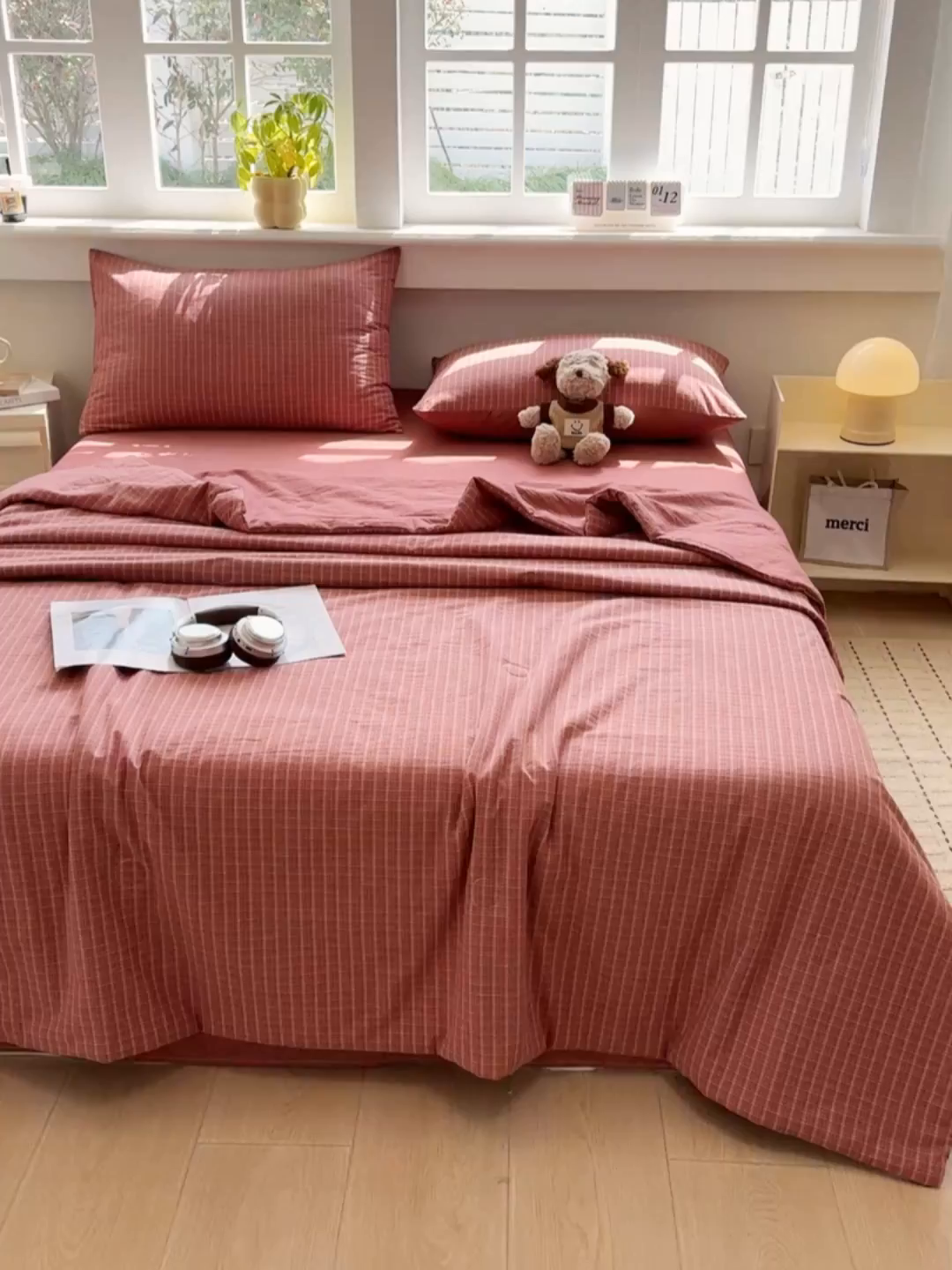 91家纺网 家纺一手货源 找家纺 梦依依 2026新款全棉色织水洗棉大豆被四件套系列 晚晴红