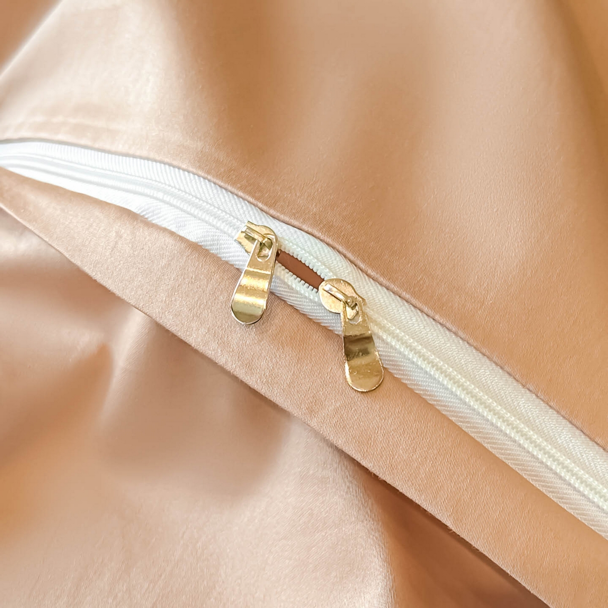 91家纺网 家纺一手货源 找家纺 犇牛仓储供应链 2026新款A类全棉刺绣四件套-花漾 花漾-香槟色