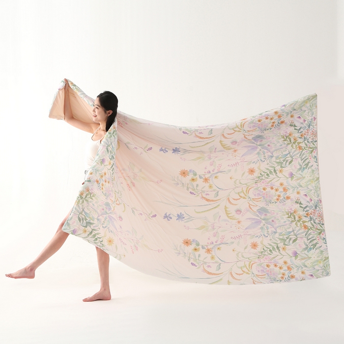 91家纺网 家纺一手货源 找家纺 天之悦家纺 2026新款夏被大版数码云母冰丝夏凉被空调被 柔玉粉