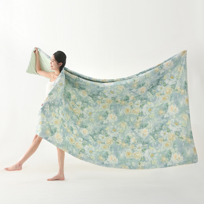 91家纺网 家纺一手货源 找家纺 天之悦家纺 2026新款夏被大版数码云母冰丝夏凉被空调被 宛尔流年绿