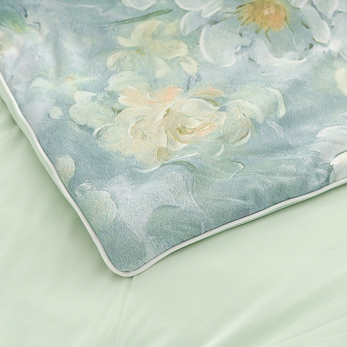 91家纺网 家纺一手货源 找家纺 天之悦家纺 2026新款夏被大版数码云母冰丝夏凉被空调被 宛尔流年绿