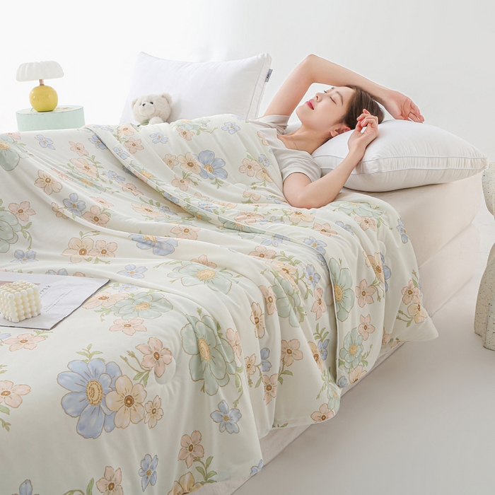 91家纺网 家纺一手货源 找家纺 天之悦家纺 2026新款网销直播热款印花冰皮小凉被夏被夏凉被空调被 摇曳-绿