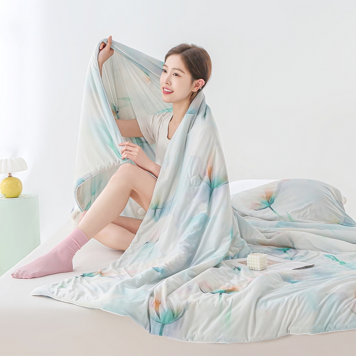 91家纺网 家纺一手货源 找家纺 天之悦家纺 2026新款网销直播热款印花冰皮小凉被夏被夏凉被空调被 郁金人生