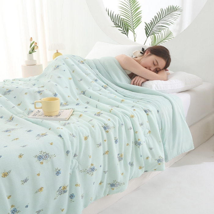 91家纺网 家纺一手货源 找家纺 天之悦家纺 2026新款网销跨境直播热款法式小香风皱皱纱冷感被夏被夏凉被空调被 小飞花