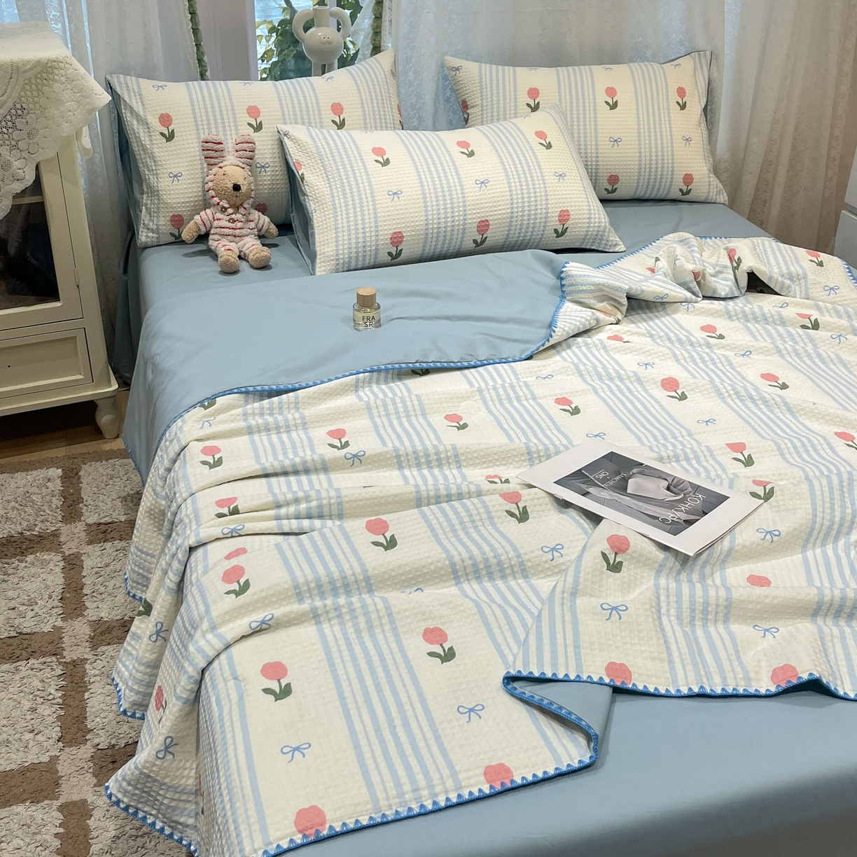 91家纺网 家纺一手货源 找家纺 一加一 2026春夏新款全棉立体华夫格数码印花大豆夏被四件套 彩虹花园