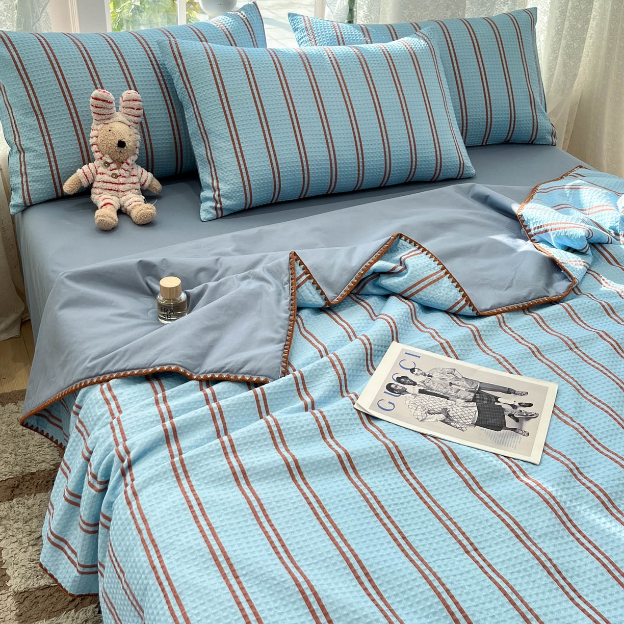 91家纺网 家纺一手货源 找家纺 一加一 2026春夏新款全棉立体华夫格数码印花大豆夏被四件套 风月蓝