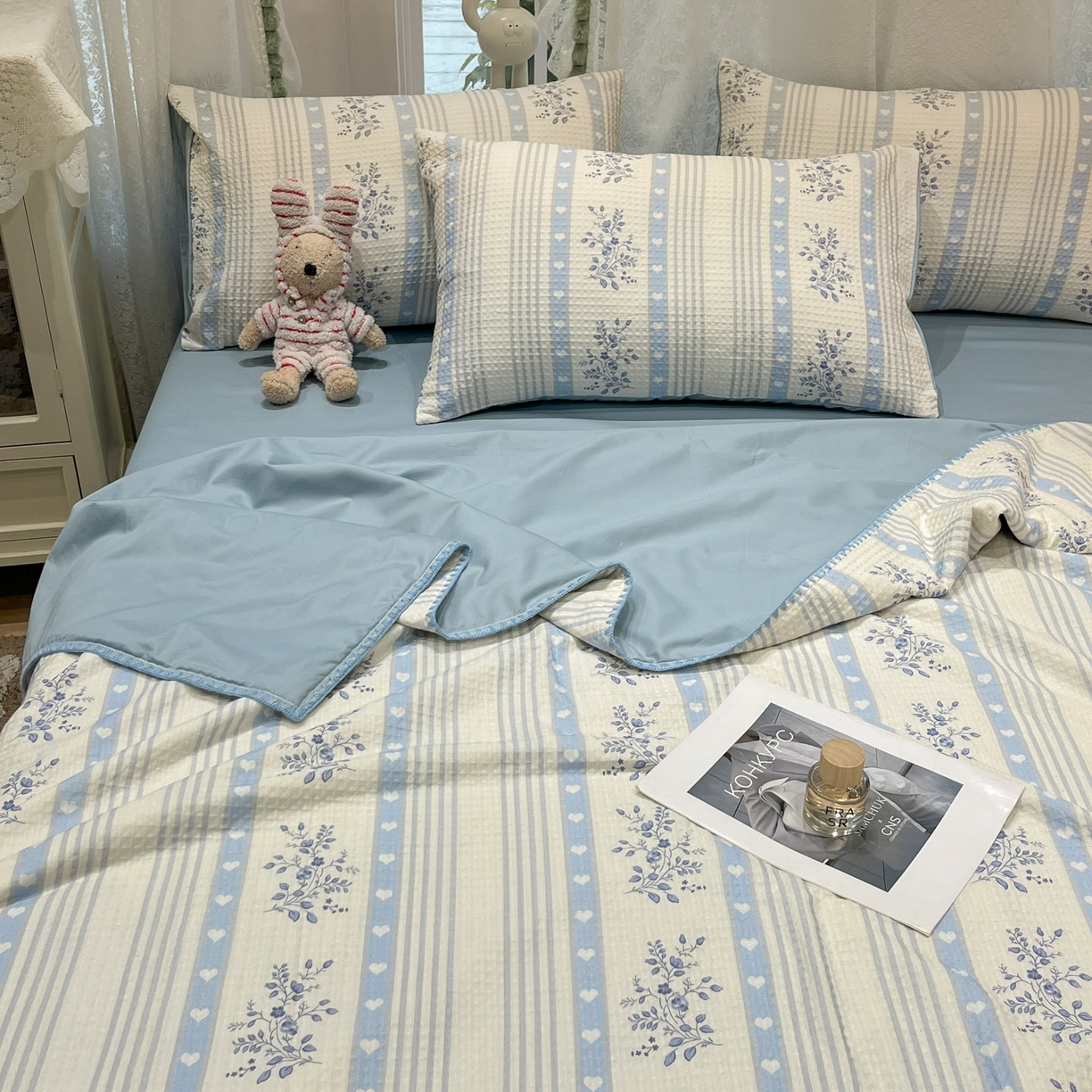 91家纺网 家纺一手货源 找家纺 一加一 2026春夏新款全棉立体华夫格数码印花大豆夏被四件套 花绮梦