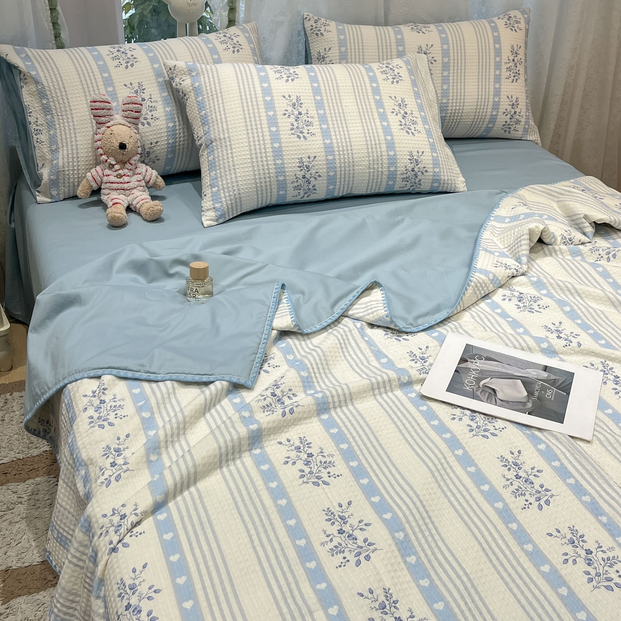 91家纺网 家纺一手货源 找家纺 一加一 2026春夏新款全棉立体华夫格数码印花大豆夏被四件套 花绮梦