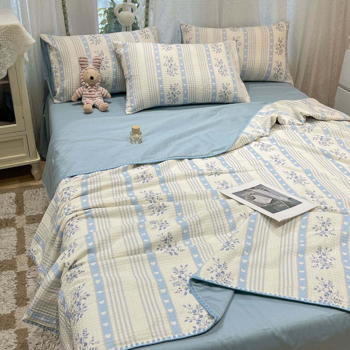 91家纺网 家纺一手货源 找家纺 一加一 2026春夏新款全棉立体华夫格数码印花大豆夏被四件套 花绮梦