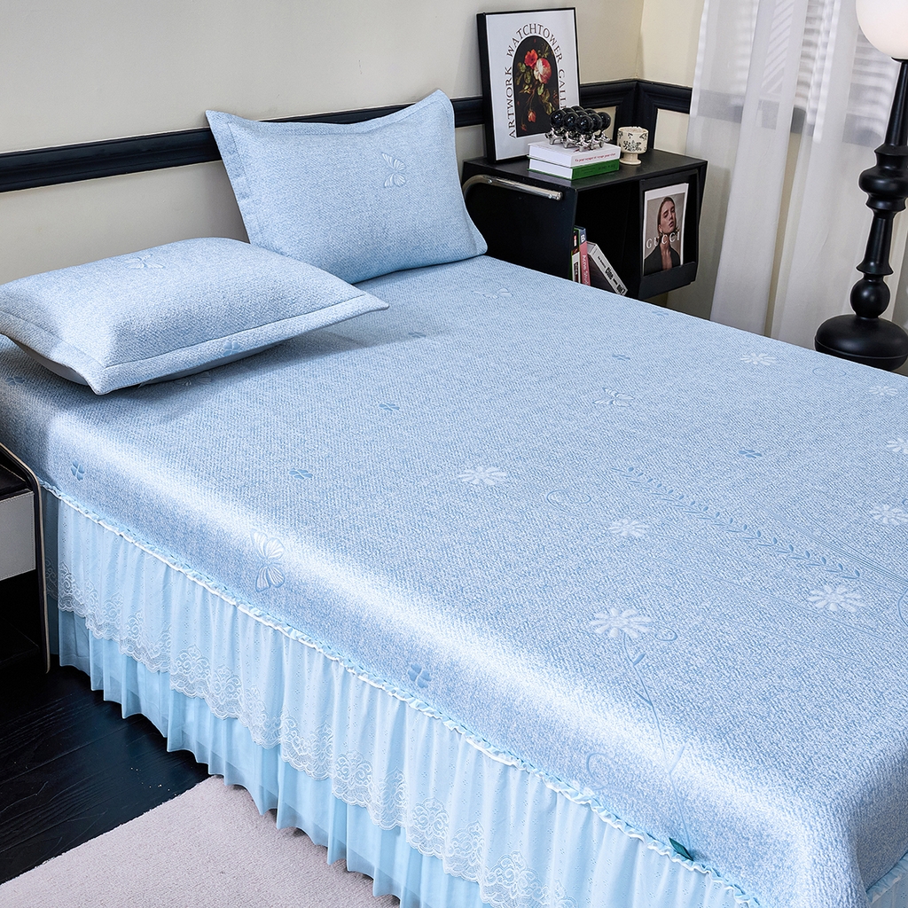 91家纺网 家纺一手货源 找家纺 青雅席业 2026年新款A类提花工艺（提花双面）凉感豆豆席床裙款 床单款-雾里看花-蓝