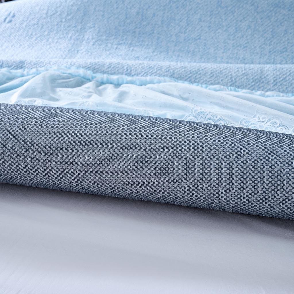 91家纺网 家纺一手货源 找家纺 青雅席业 2026年新款A类提花工艺（提花双面）凉感豆豆席床裙款 床单款-雾里看花-蓝