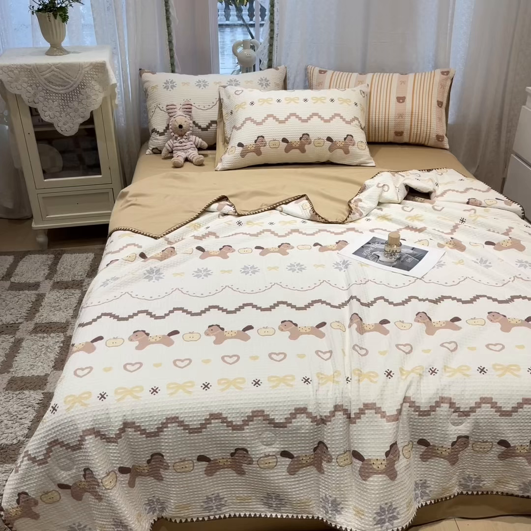 91家纺网 家纺一手货源 找家纺 一加一 2026春夏新款全棉立体华夫格数码印花大豆夏被四件套 星语星愿