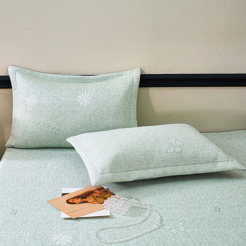 91家纺网 家纺一手货源 找家纺 青雅席业 2026年新款A类提花工艺（提花双面）凉感豆豆席床裙款 床单款-雾里看花-绿