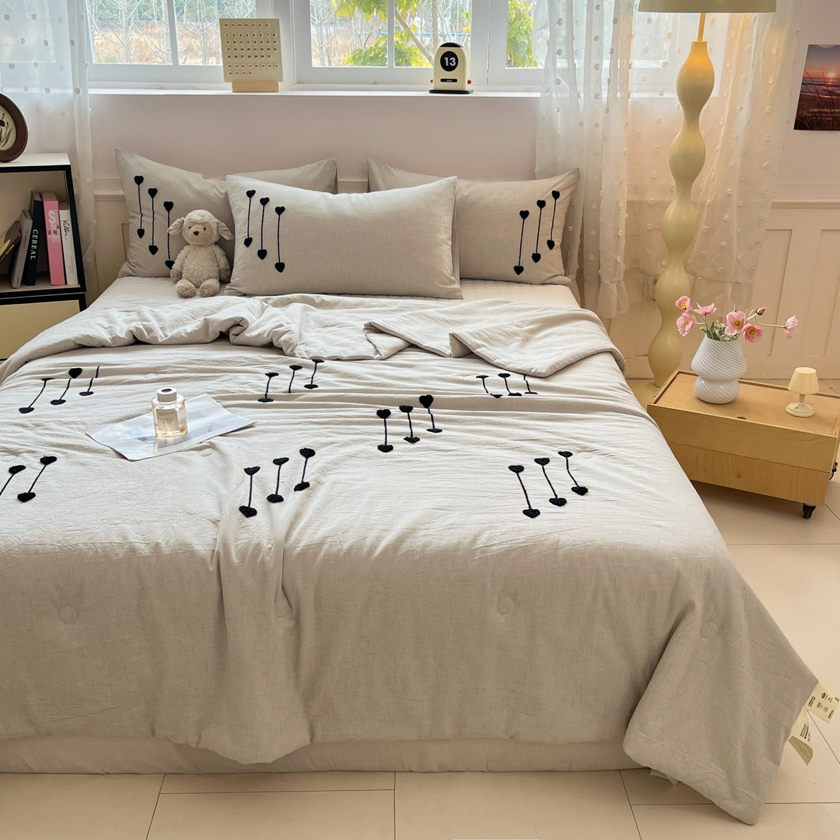 91家纺网 家纺一手货源 找家纺 （总）一加一 2026春夏新款全棉纯棉色织水洗棉麻毛巾绣大豆夏被-心心相依