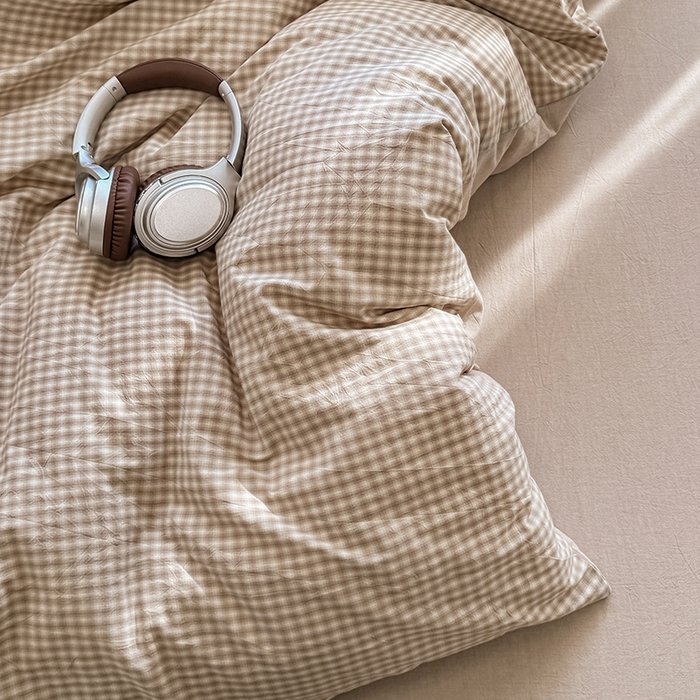 91家纺网 家纺一手货源 找家纺 梦依依 2026新款全棉色织水洗棉拉链款四件套 琥珀灰