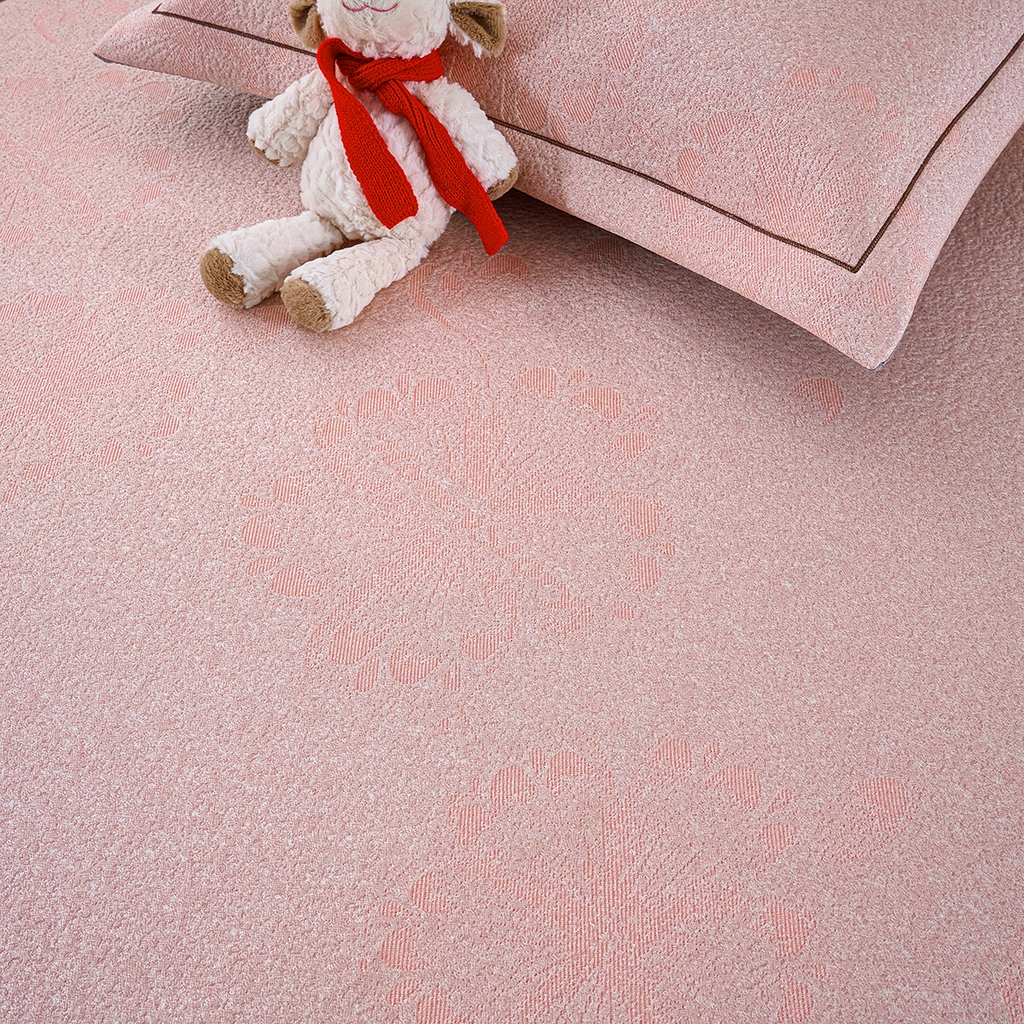 91家纺网 家纺一手货源 找家纺 青雅席业 2026年新款A类提花工艺凉感豆豆席床单款-水中花 床单款-水中花-粉