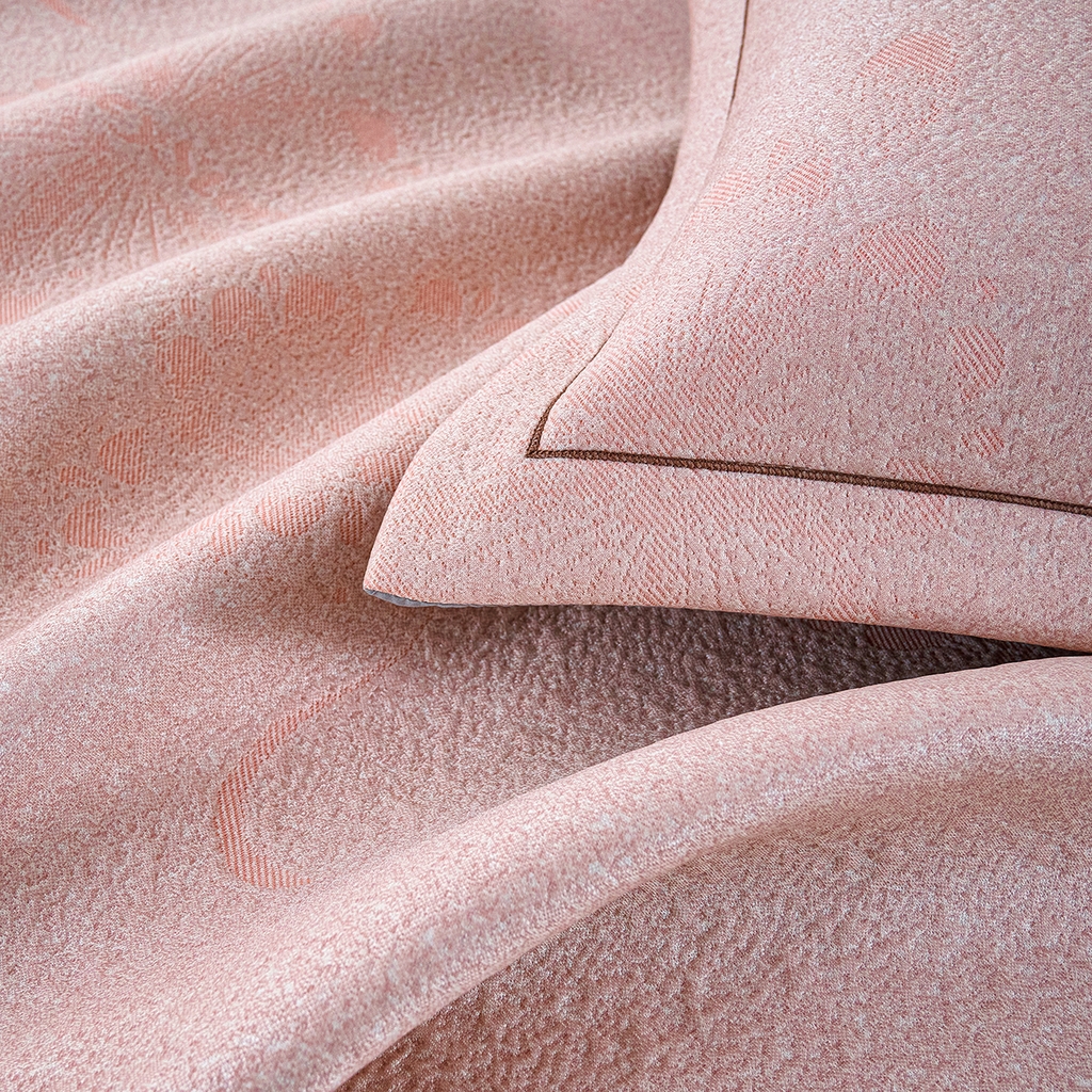 91家纺网 家纺一手货源 找家纺 青雅席业 2026年新款A类提花工艺凉感豆豆席床单款-水中花 床单款-水中花-粉