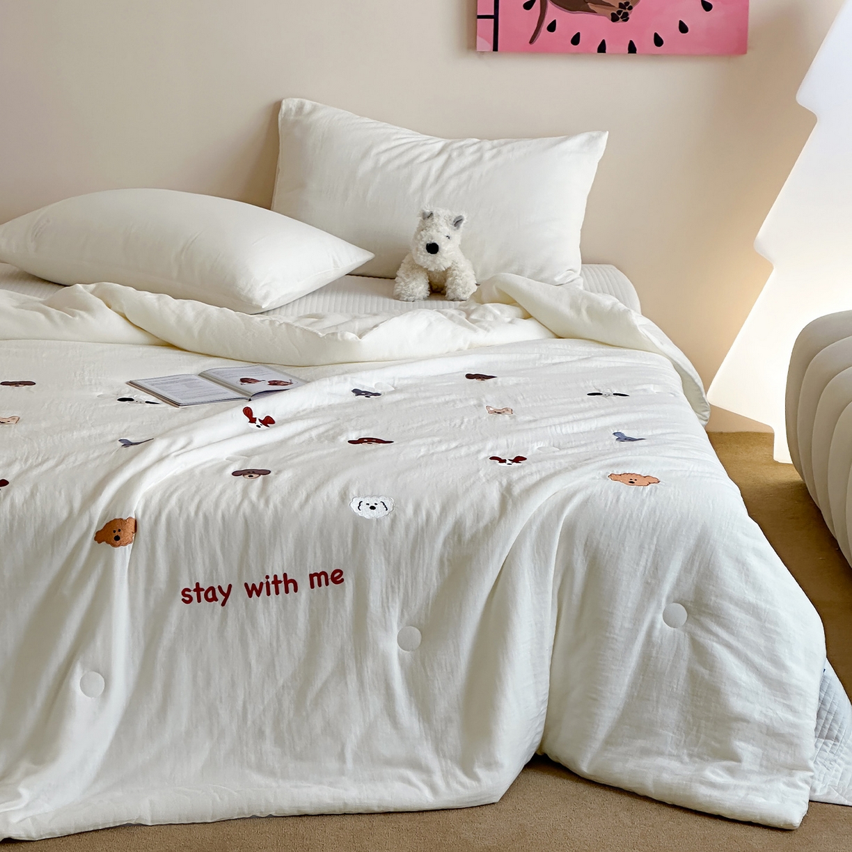 91家纺网 家纺一手货源 找家纺 一加一 2026春夏新款双层纱刺绣大豆夏被-棉纱萌趣 狗狗乐园