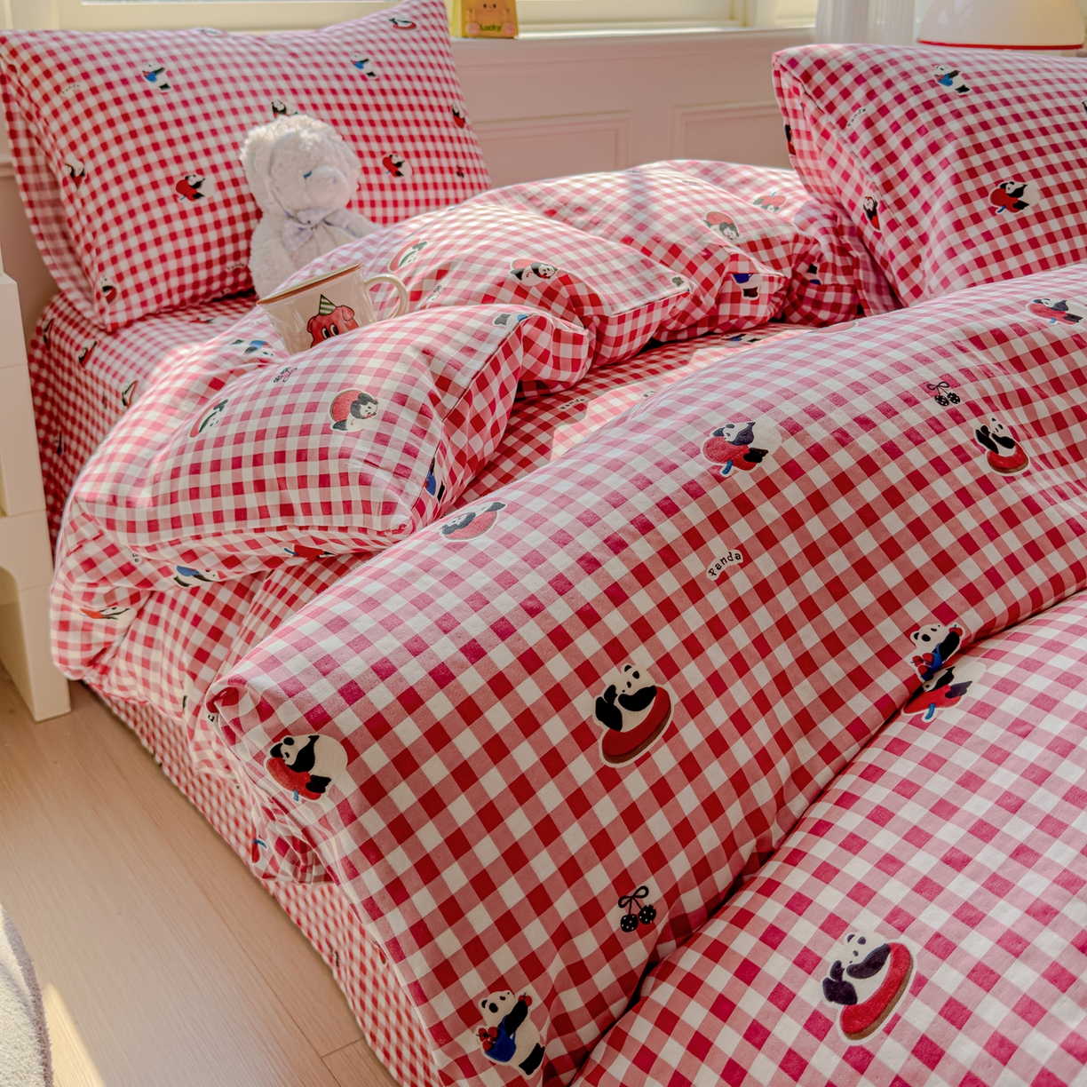 感遇家纺 2026春夏新款双层纱全棉纯棉系列四件套-第一批 红格熊猫