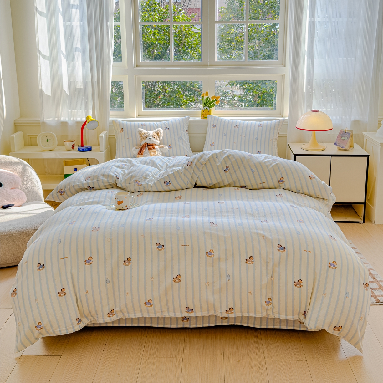 91家纺网 家纺一手货源 找家纺 感遇家纺 2026春夏新款双层纱全棉纯棉系列四件套-第一批 蓝条木马