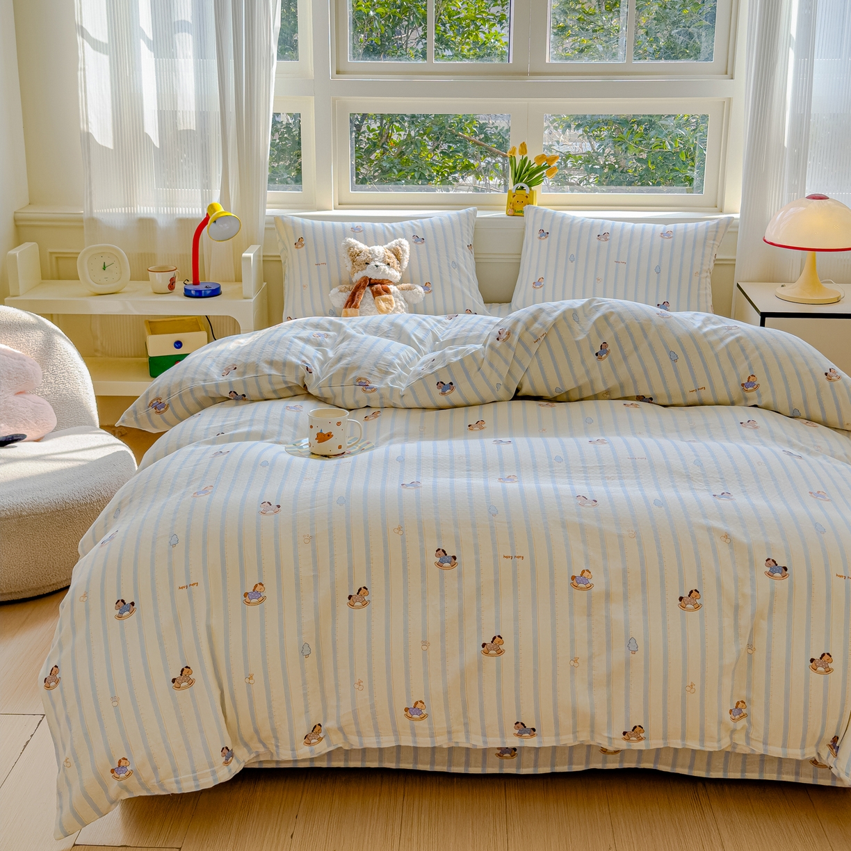 91家纺网 家纺一手货源 找家纺 感遇家纺 2026春夏新款双层纱全棉纯棉系列四件套-第一批 蓝条木马