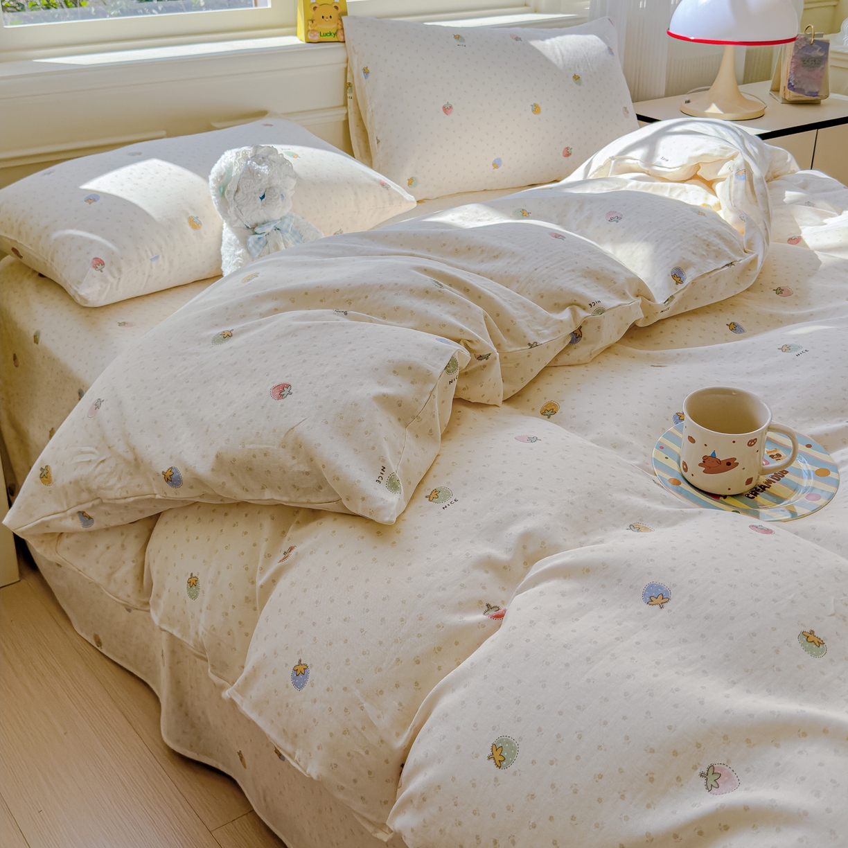 91家纺网 家纺一手货源 找家纺 感遇家纺 2026春夏新款双层纱全棉纯棉系列四件套-第一批 恋恋草莓