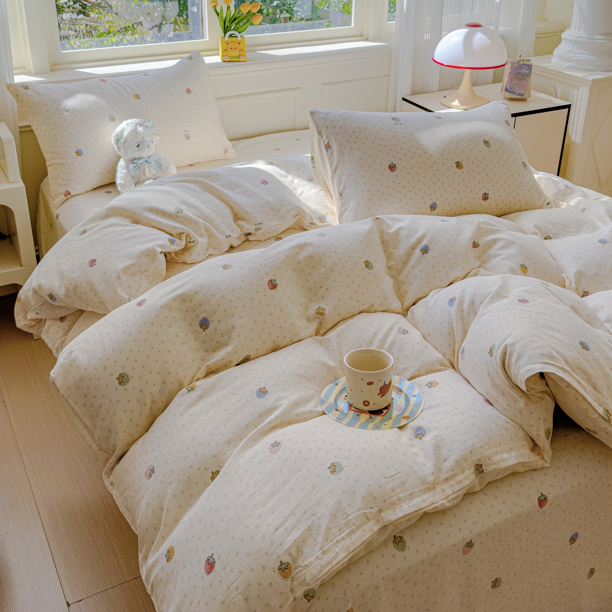 91家纺网 家纺一手货源 找家纺 感遇家纺 2026春夏新款双层纱全棉纯棉系列四件套-第一批 恋恋草莓